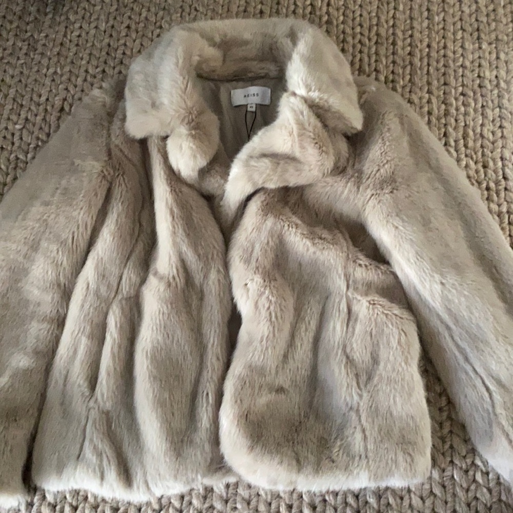 REISS faux fur jacket in Neutral. XS